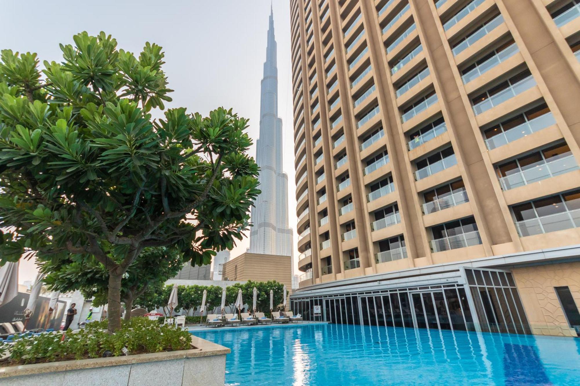 Three-Bedroom Full Fountain Burj Khalifa View